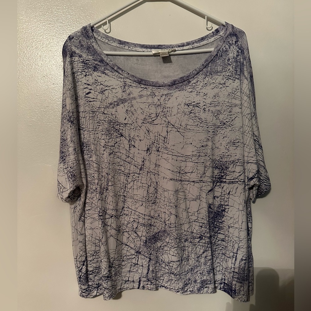 Kenar Business Casual White Top with Purple Detailing Size Medium